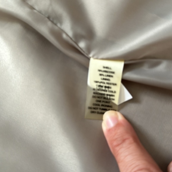 Tahari jacket - Picture 8 of 8